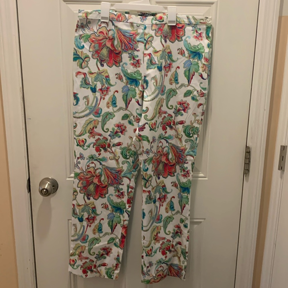 Ralph Lauren floral print pants for any occasion. Sz 14, waist 36.